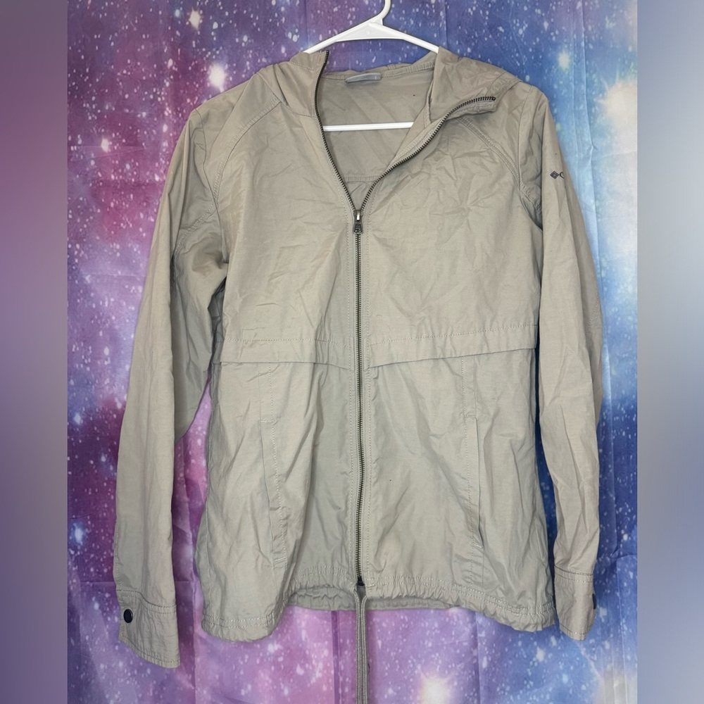 Columbia jacket 🛍